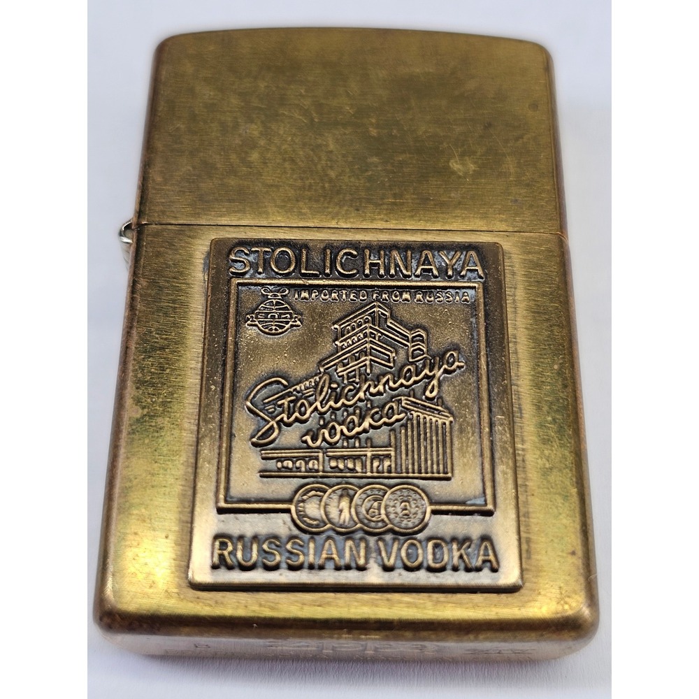 Zippo Stolichnaya‎ Russian Vodka Lighter Unisex OS Brass Good 1998 Vintage B XIV